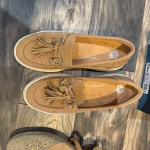Yellow Box Tan Flats with Classic Design